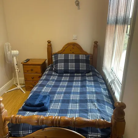Abbey Guest House-2